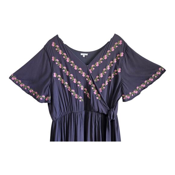 JODIFL Women's Plus 1X Dress V-Neck Embroidered Gray Pink Faux Wrap Hi Low Hem - Picture 3 of 8